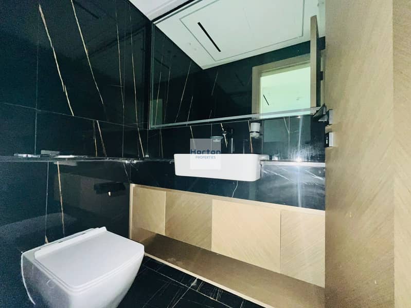 UNFURNISHED I NEGOTIABLE I READY TO MOVE - Image 8