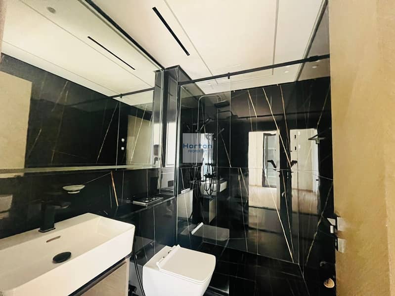 UNFURNISHED I NEGOTIABLE I READY TO MOVE - Image 9