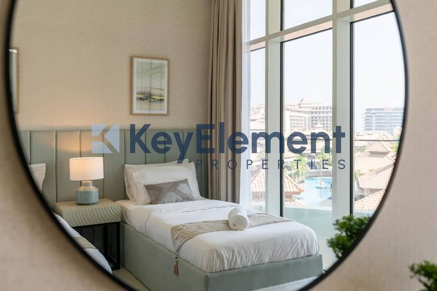 Waterfront Living | Spacious Layout | Prime Location - Image 12