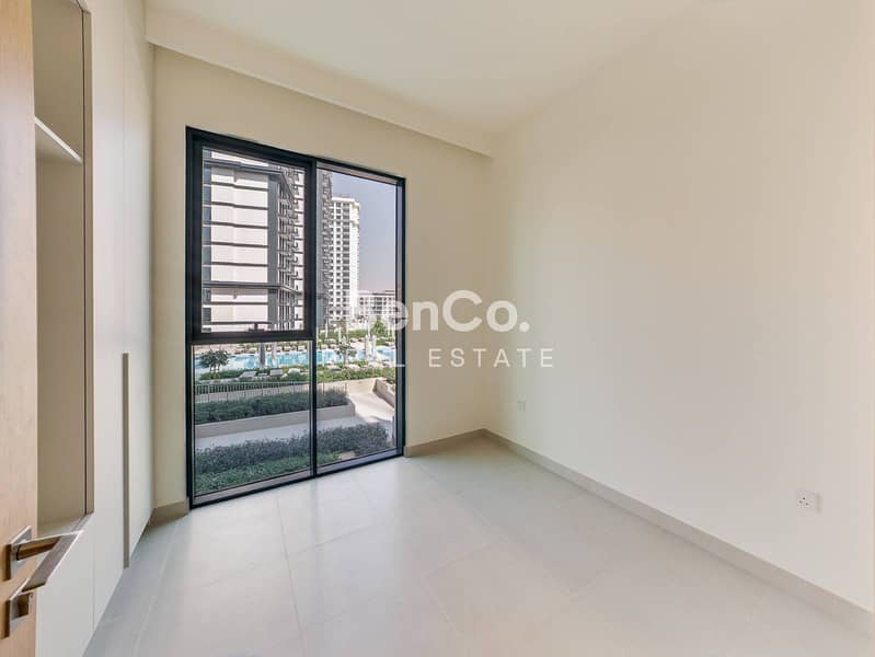 Brand New | Pool and Park View | Chiller Free