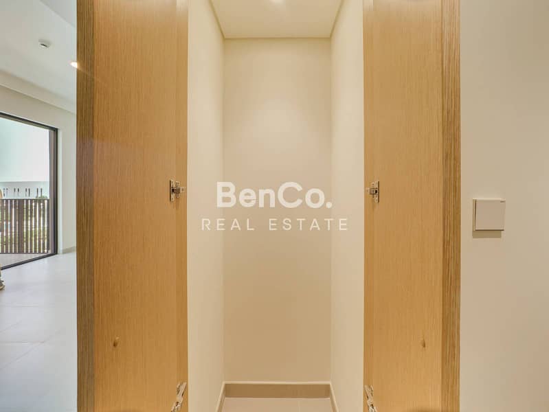 Brand New | Pool and Park View | Chiller Free - Image 8