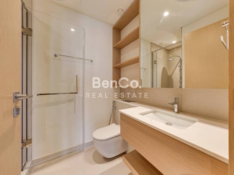 Brand New | Pool and Park View | Chiller Free - Image 9