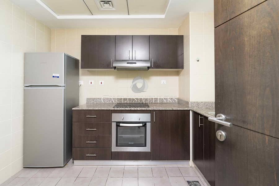 Managed | Partial Sea | 2 Parkings