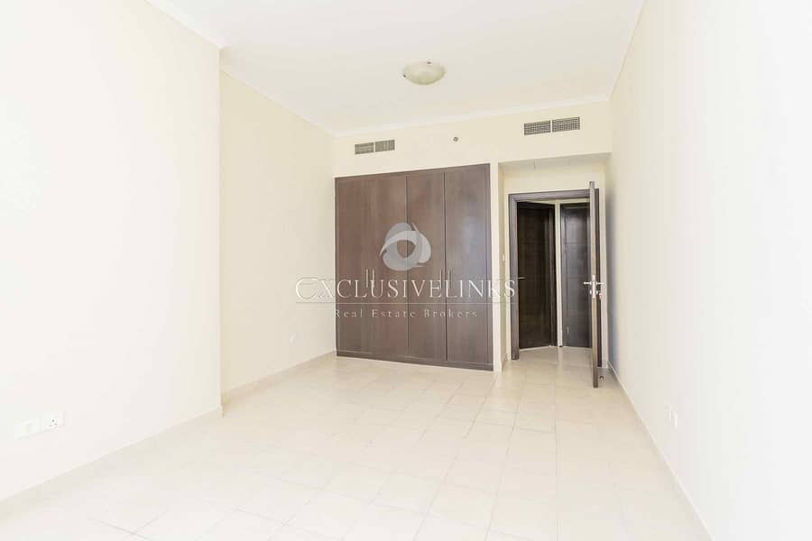 Managed | Partial Sea | 2 Parkings - Image 10