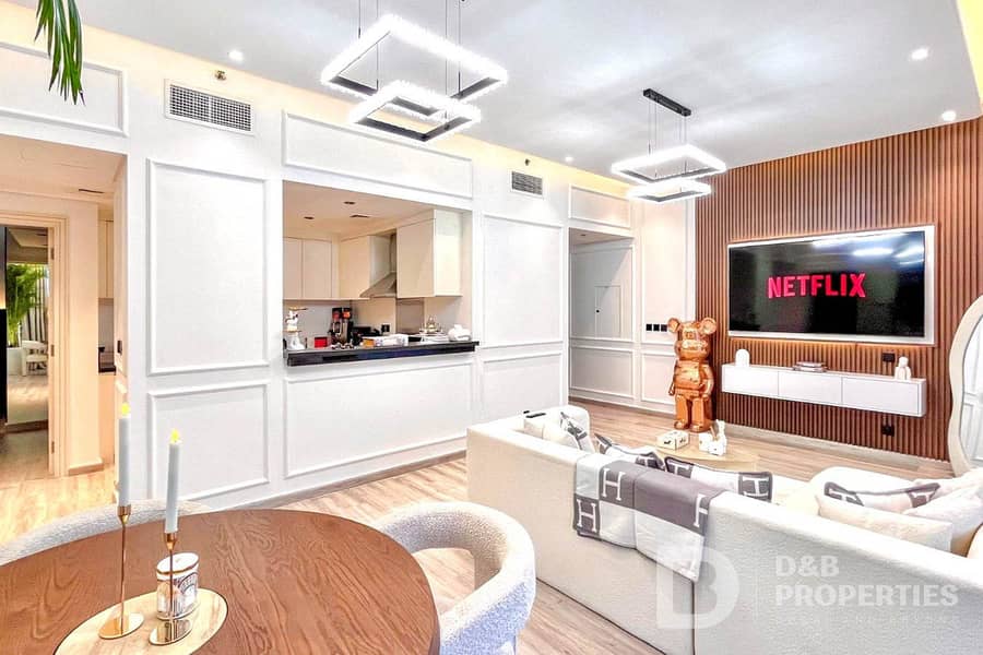 Fully Upgraded | Vacant | Luxurious