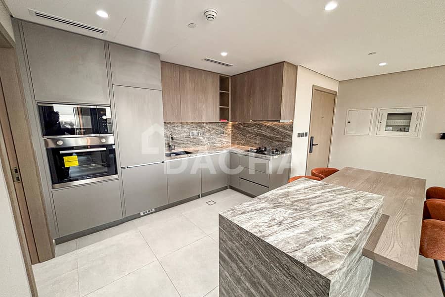 Fully Furnished | Stunning 1BHK | Marina views