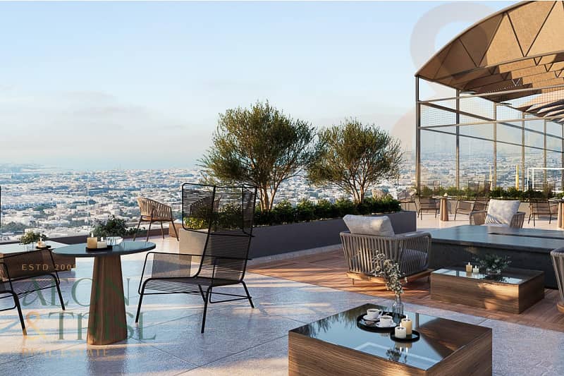 Corner Unit | Palace View | Great Investment - Image 6