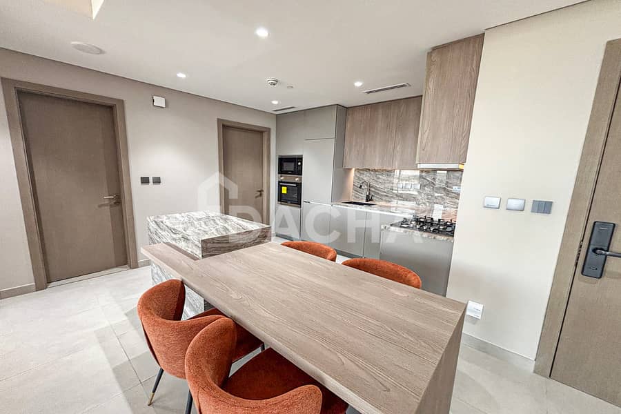 Fully Furnished | Stunning 1BHK | Marina views - Image 8