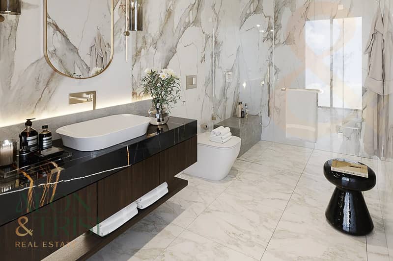 Corner Unit | Palace View | Great Investment - Image 11