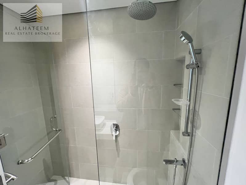 Exclusive Luxury Family Home in Jadeel, Spacious with Balcony and Maids Room Brand New - Image 8