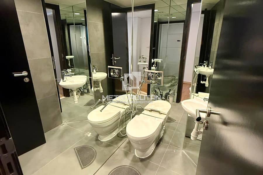 Upgraded | Spacious 1 Bedroom | Sea View - Image 8