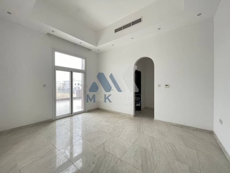 5 BR w Maid Room / Store Room / Vacant Now - Image 12