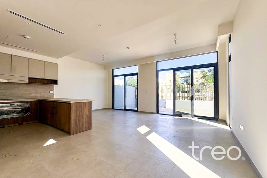 Big Garden | Corner Plot | Brand New