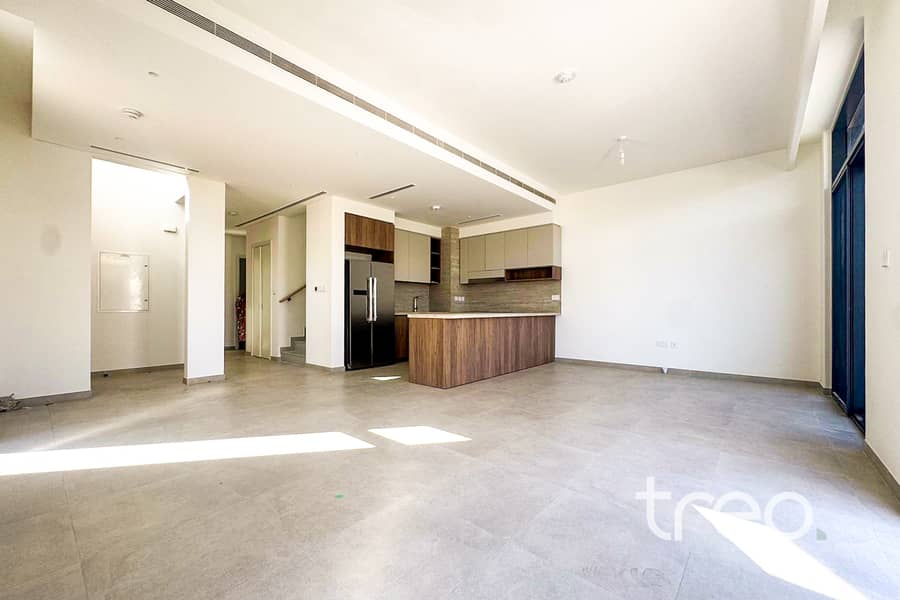 Big Garden | Corner Plot | Brand New - Image 7