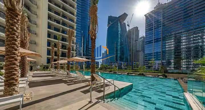 Canal View | High Floor | Furnished | Prime Location - Image 14