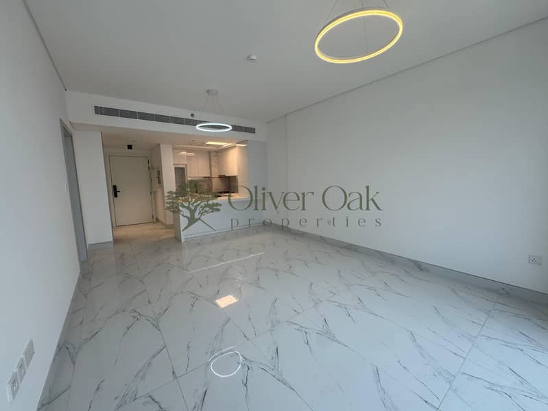 Ready to Move | Brand New | Modern Finishes