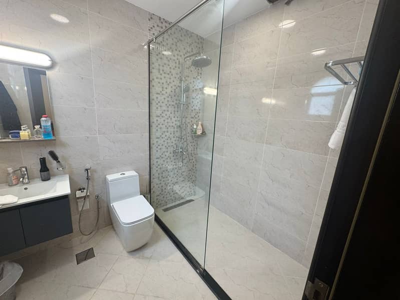 AMAZING Big Size Villa |9 BEDROOMS MASTER. Big Parking Space /AL MIZHAR 2- - Image 6