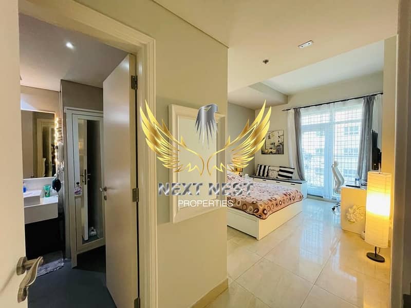 1BHK Luxury Furnished with 12 Cheque / Ready to move