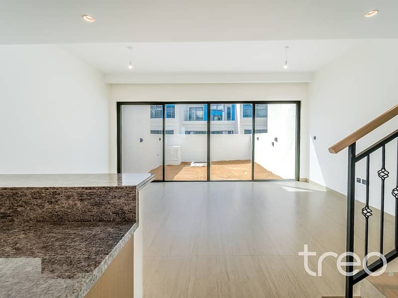 Brand New | Close to Hub | Lowest Price