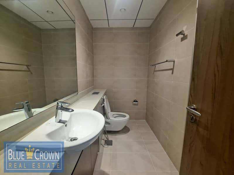 Elegant 2BR Apartment with High-End Finishing - Image 10