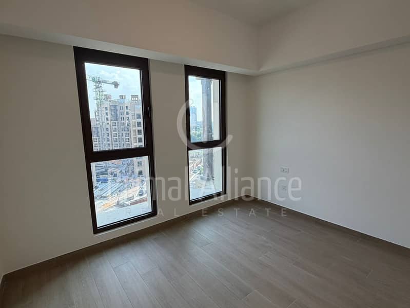 Burj and Full Park View | Brand New | Exclusive - Image 13