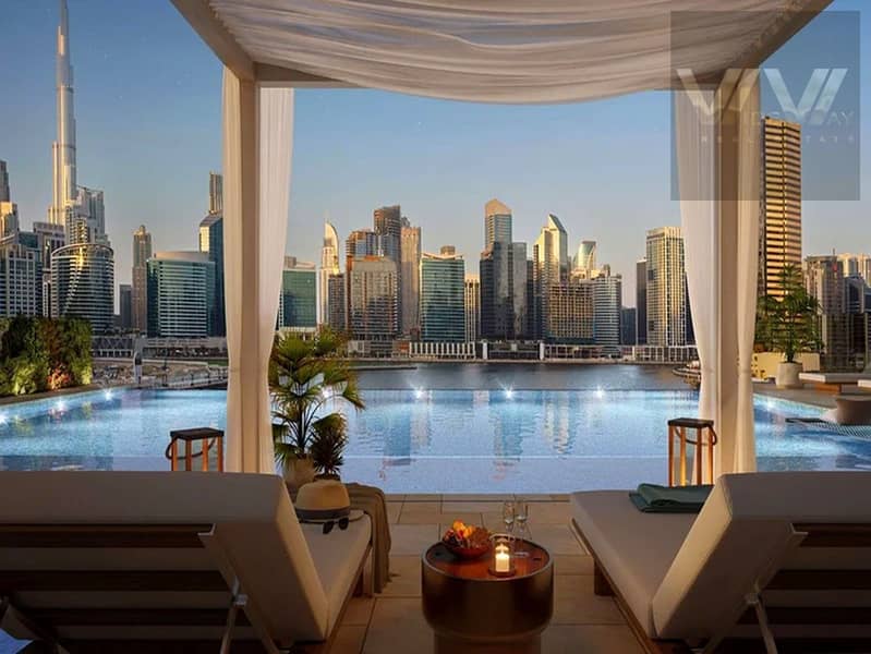 Iconic Canal & Burj Khalifa Views | Luxury Apartment | Ready Soon - Image 9