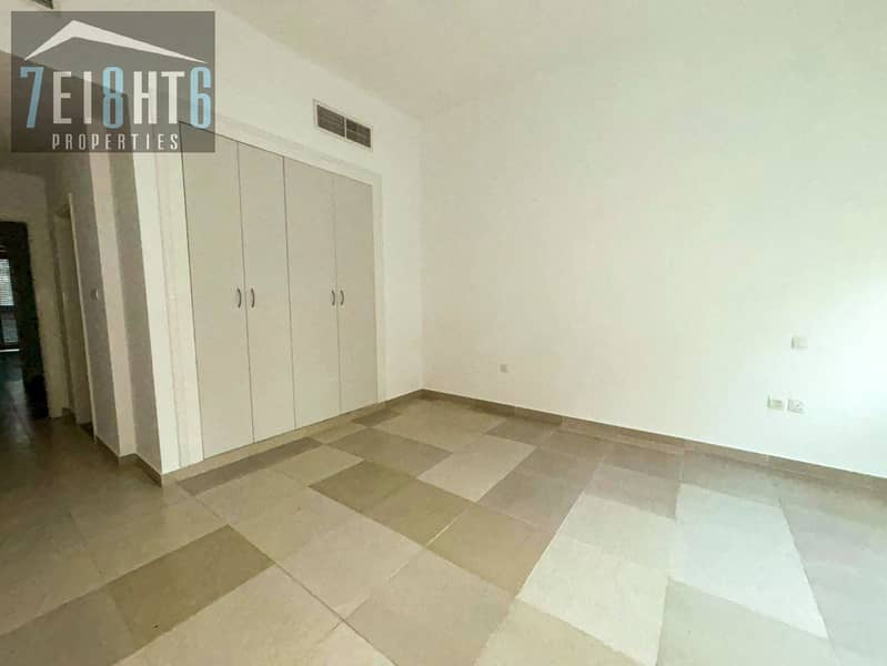 Vastu compliant || Easy access || Spacious || 5 bedroom semi-independent villa available - Image 7