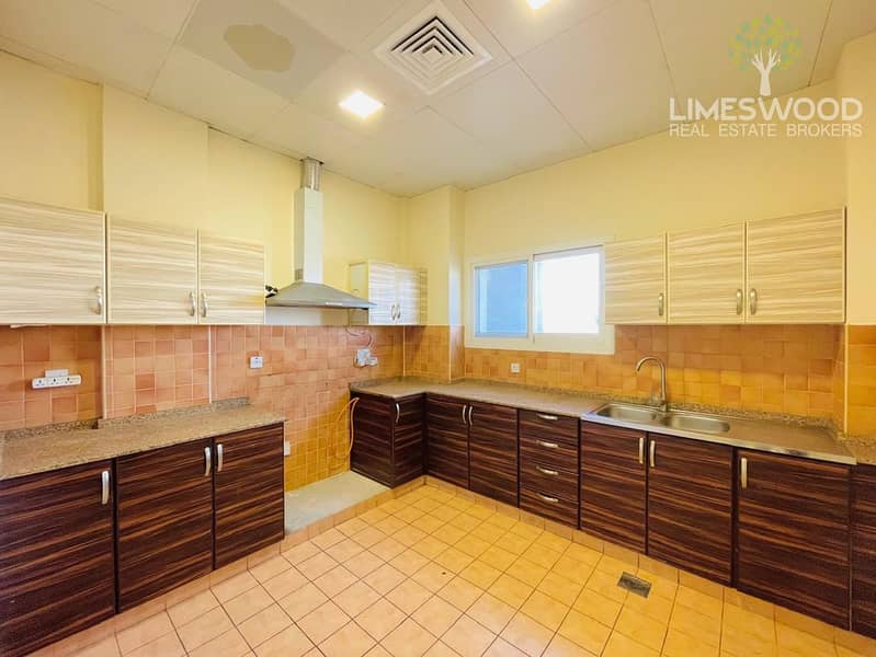 Family-Friendly Modern Villa for Rent in Mirdif - Image 9