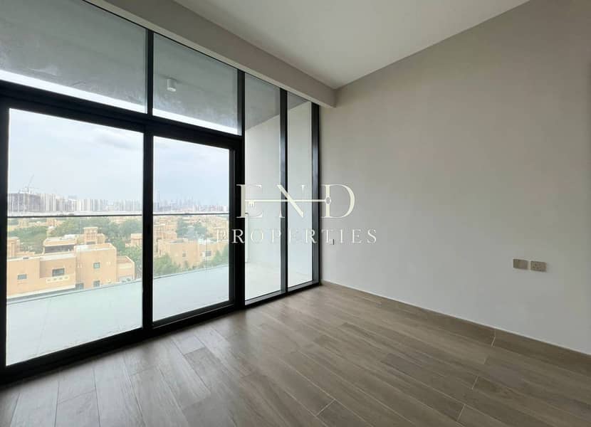 Villa View | Large Layout | Brand New - Image 6