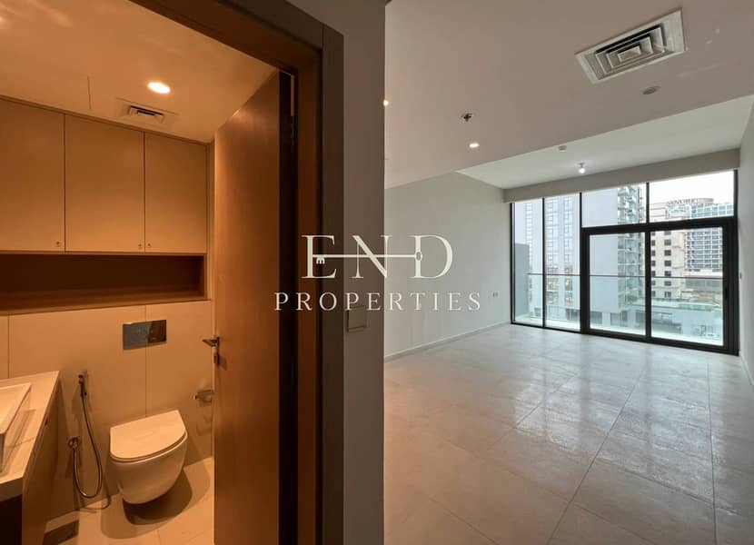 Villa View | Large Layout | Brand New - Image 9