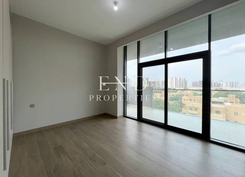 Villa View | Large Layout | Brand New - Image 9