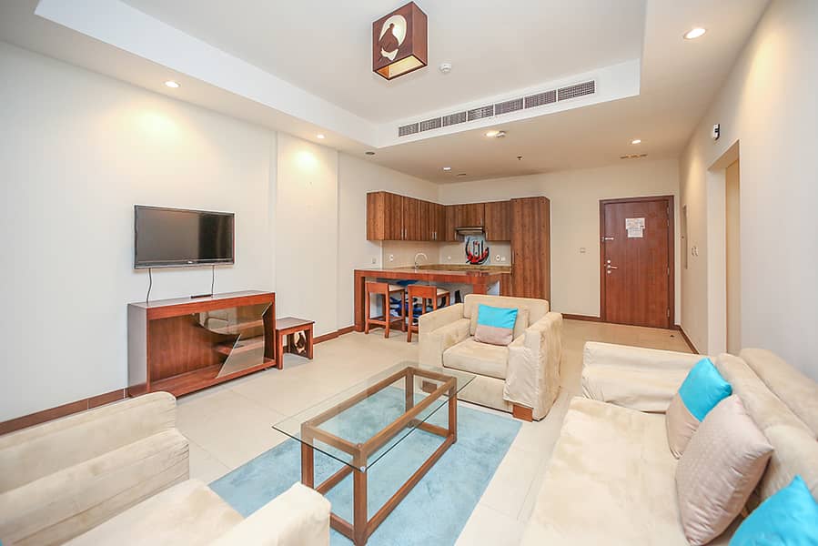 Prime Location 1BR | Furnished | Metro Walk