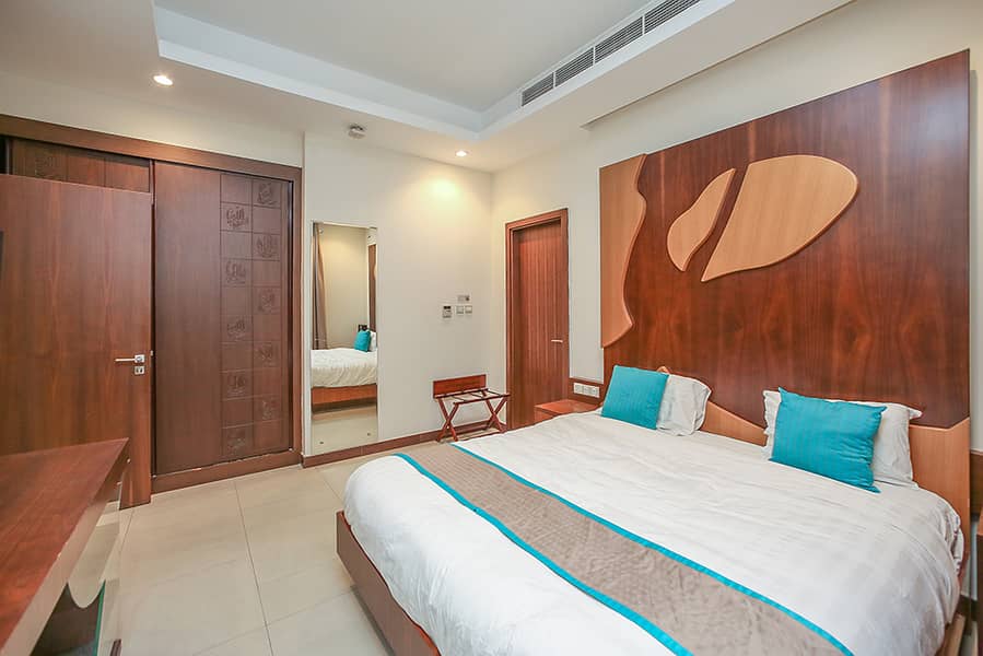 Prime Location 1BR | Furnished | Metro Walk - Image 10