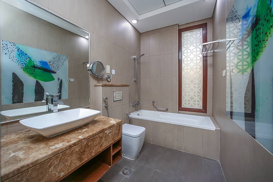 Prime Location 1BR | Furnished | Metro Walk - Image 11