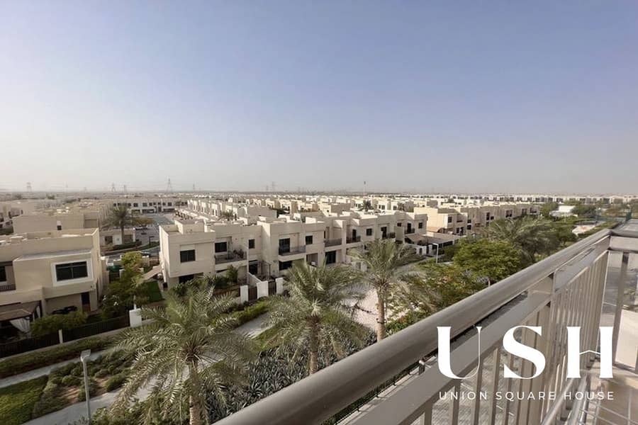 3 BR + M | Townhouse View | Vacant On Transfer