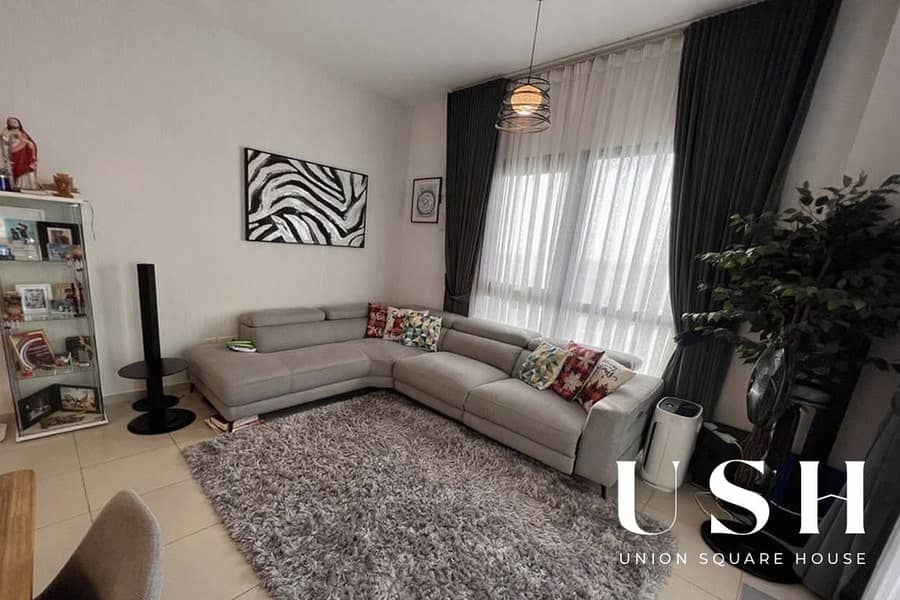 3 BR + M | Townhouse View | Vacant On Transfer