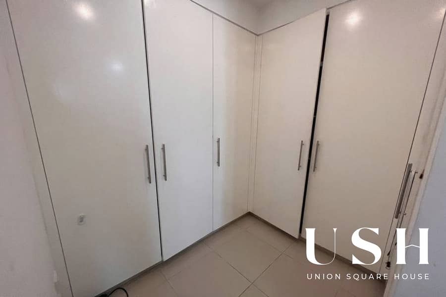 3 BR + M | Townhouse View | Vacant On Transfer - Image 7