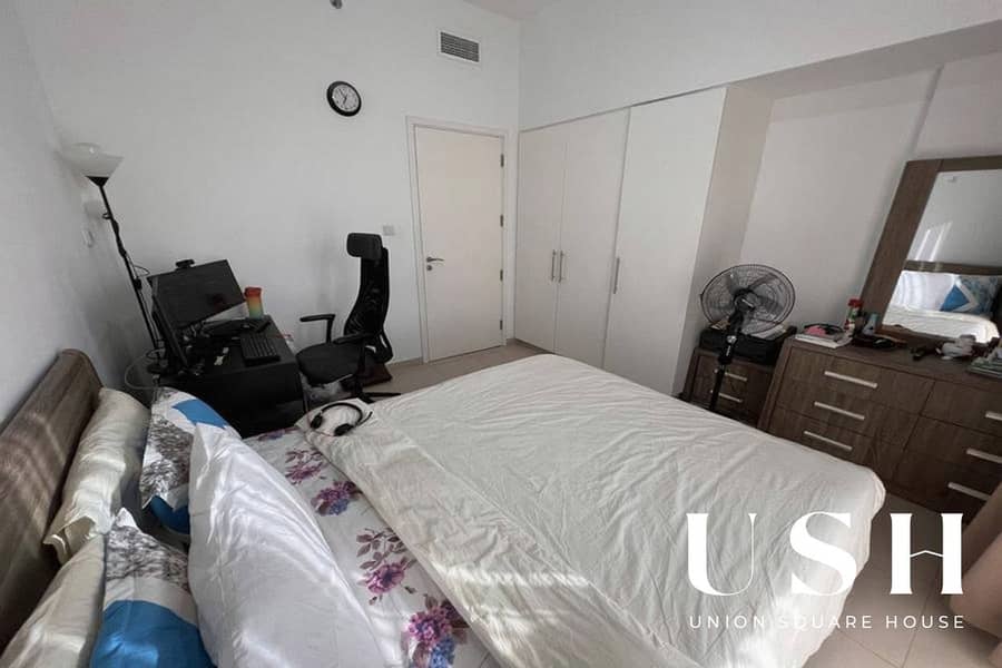 3 BR + M | Townhouse View | Vacant On Transfer - Image 9