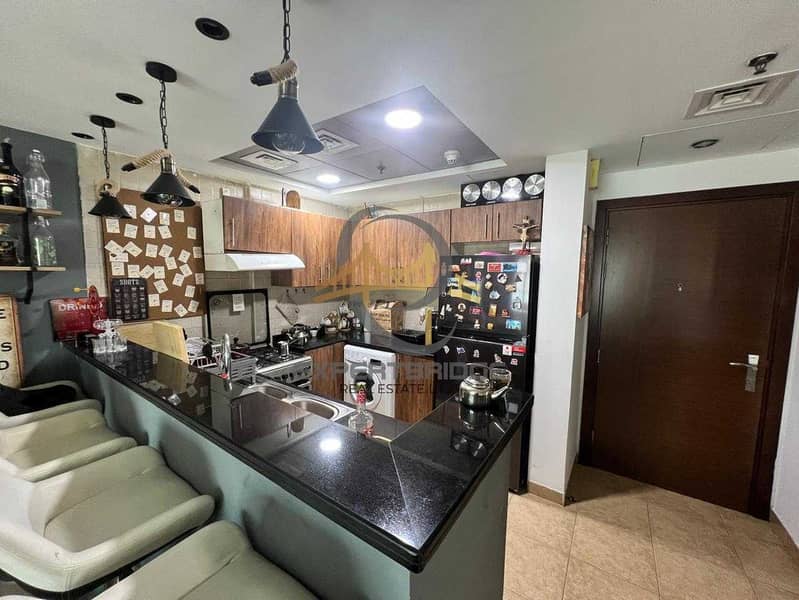 High-Floor | Prime Location | Well Priced