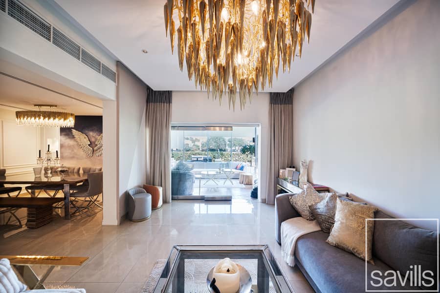 Stunning Lake Skyline View | Extended | Upgraded - Image 21