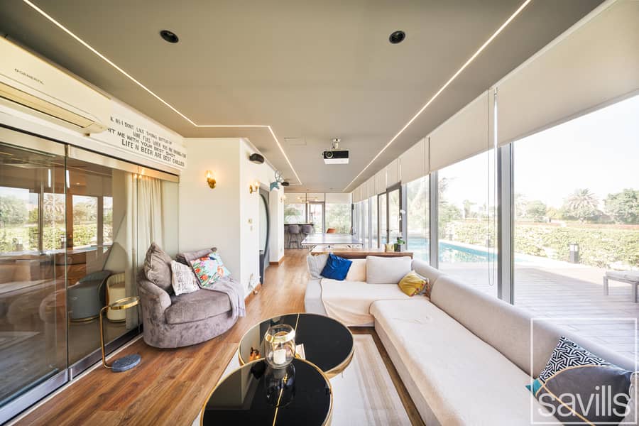 Stunning Lake Skyline View | Extended | Upgraded - Image 22