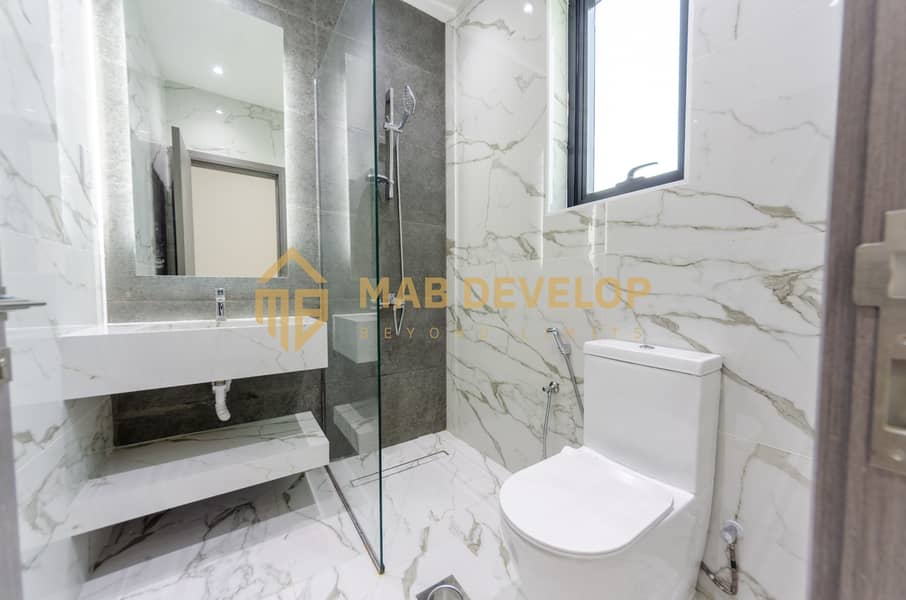 Ready Villa | 5BR+Maids | Brand New | Modern Family Villa - Image 12