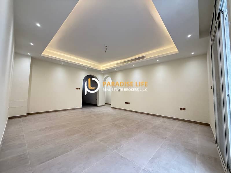 HOT DEAL- 3BEDROOM PLUS MAIDS FULLY RENOVATED -PVT ENTRANCE-AVAILABLE FOR RENT