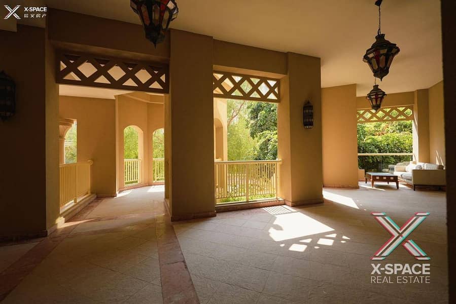 UPGRADED/GROUND FLOOR WITH TERRACE /BEACH ACCESS - Image 9