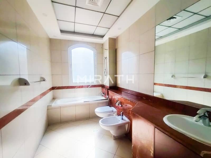 Elegant 5BR + maid's room | Shared Pool | Garden - Image 8