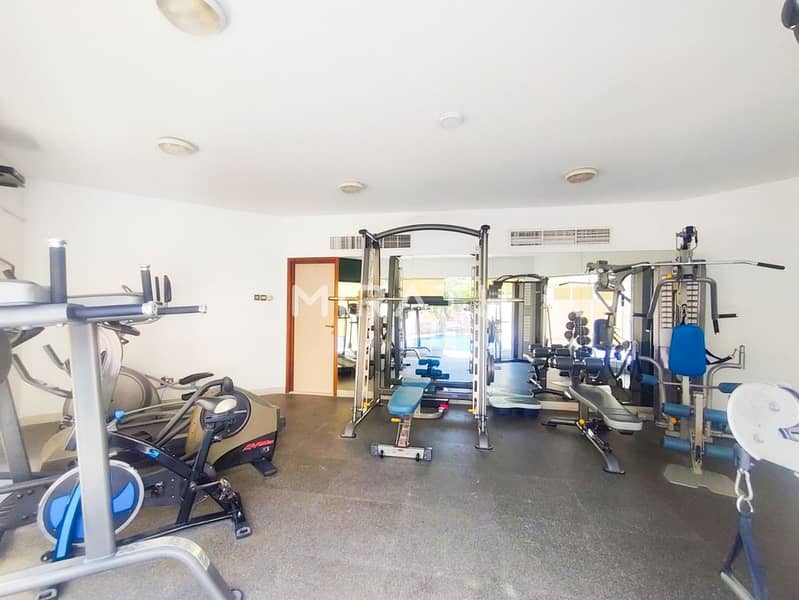 Elegant 5BR + maid's room | Shared Pool | Garden - Image 13