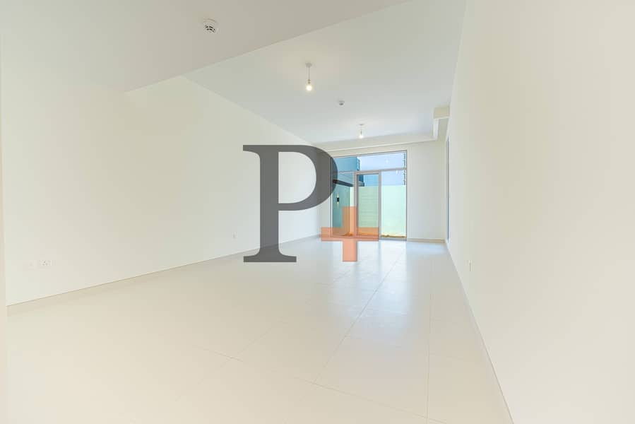 Corner Unit | Steps From Amenities | North East