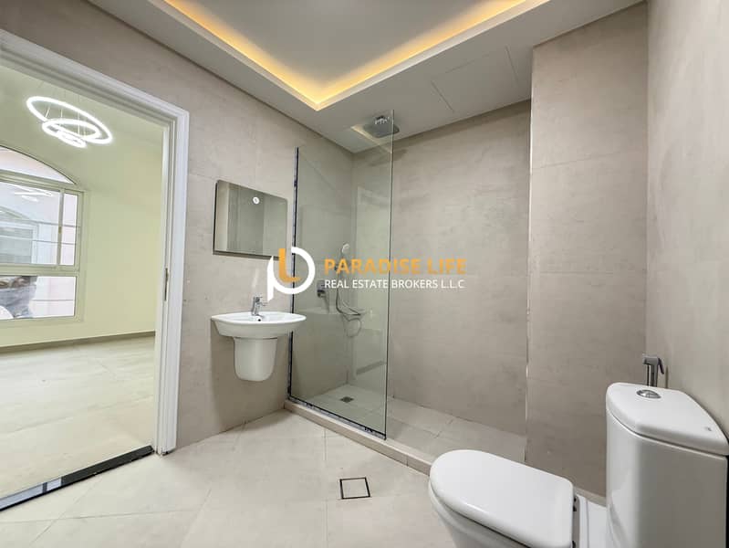 HOT DEAL- 3BEDROOM PLUS MAIDS FULLY RENOVATED -PVT ENTRANCE-AVAILABLE FOR RENT - Image 8