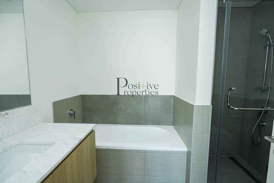 Best Price-Semi Detached Villa-Close Kitchen - Image 15