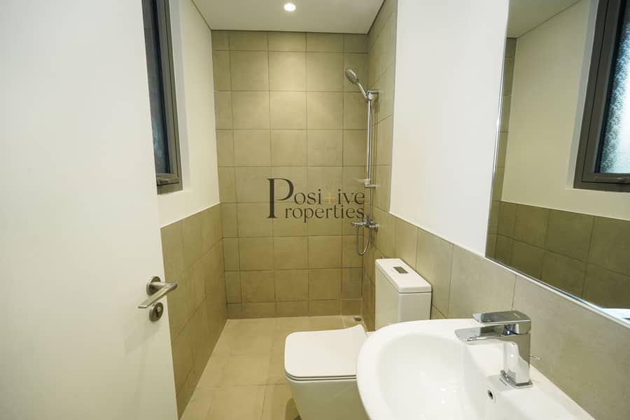 Best Price-Semi Detached Villa-Close Kitchen - Image 16